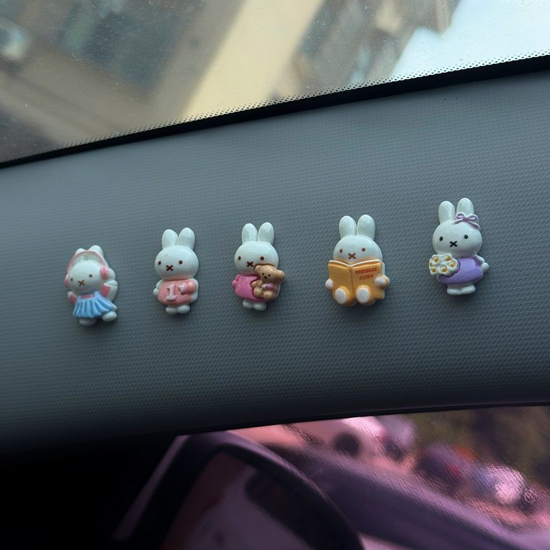 Kawaii Miffy Mini Figuur Auto  - Car Accessories Girly recensie en prijs