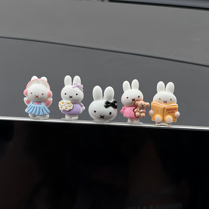 Kawaii Miffy Mini Figuur Auto  - Car Accessories Girly recensie en prijs