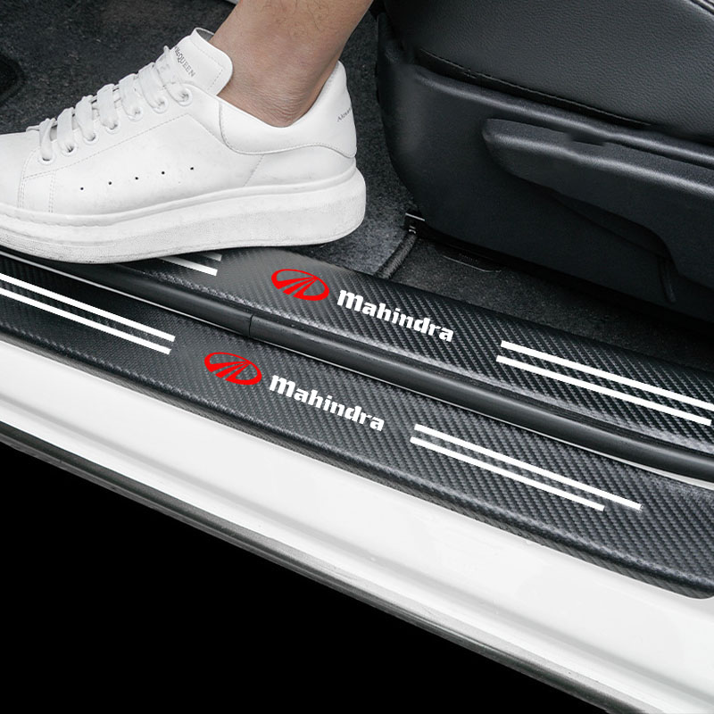 Auto met Logo Deur Koolstofvez - Car Accessories Xuv 300 recensie en prijs